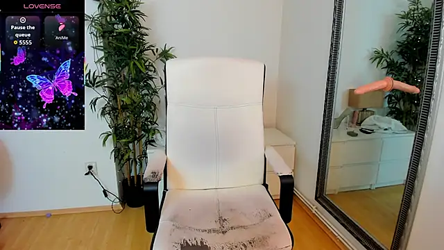 Tokio akali online show from October 22, 2025, 4:01 am