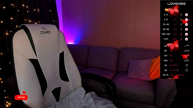 deboramoore online show from November 27, 2025, 2:23 am