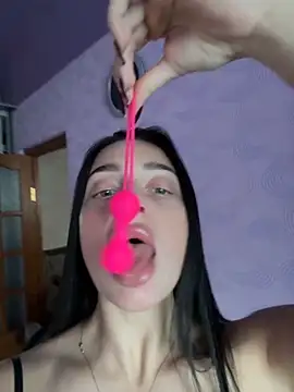 Soft Pleasure online show from November 5, 2025, 9:12 am