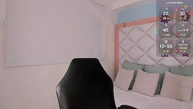 anabelle clark online show from March 11, 2026, 4:56 pm