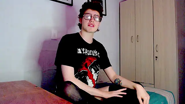 twink182 online show from October 11, 2025, 2:23 am