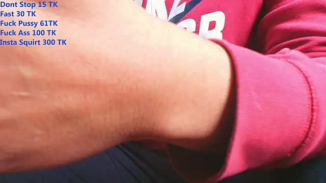 couplelove543 online show from October 3, 2025, 12:39 pm