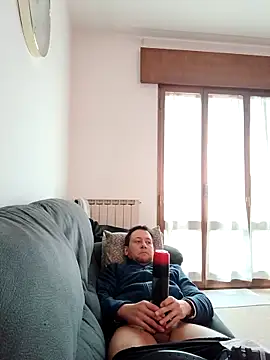 Alessio1987 online show from February 6, 2026, 9:49 am