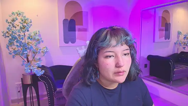 Ritsuka berry online show from April 21, 2026, 7:42 pm