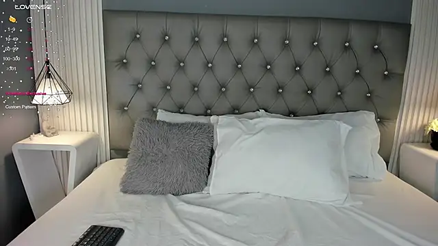 Snapshot of SofiAdanss chatting on September 18, 2025, 11:35 am SofiAdanss online show from September 18, 2025, 11:35 am