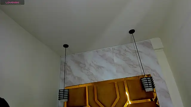 Luciifeer  online show from October 5, 2025, 11:23 am