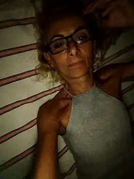 clarabell4 online show from September 20, 2025, 7:41 pm