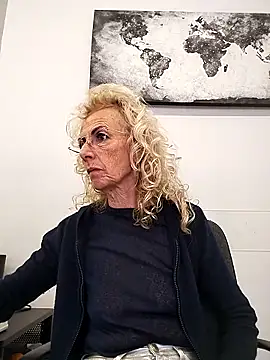 clarabell4 online show from February 25, 2026, 10:26 am