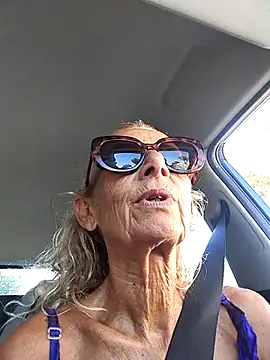 clarabell4 online show from July 9, 2026, 6:58 am