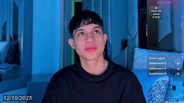 Snapshot of Sebax_Young chatting on October 12, 2025, 7:59 pm Sebax Young online show from October 12, 2025, 7:59 pm