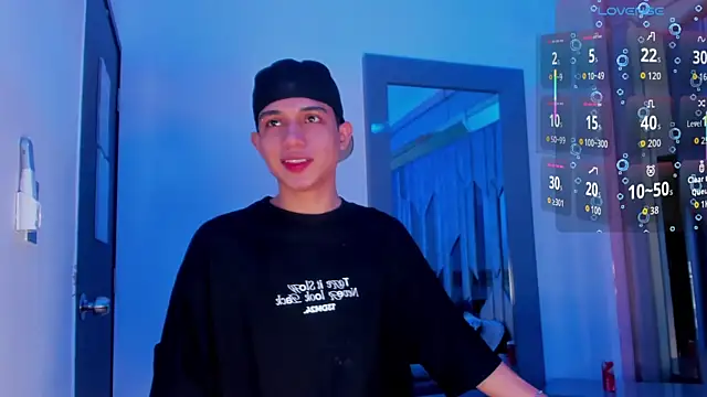 Sebax Young online show from June 3, 2026, 8:35 pm