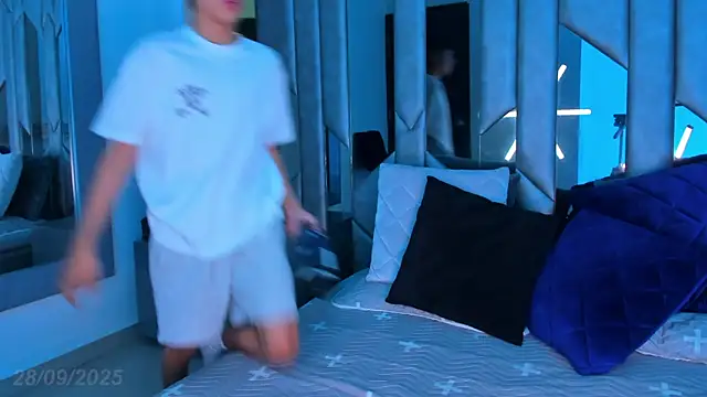 Snapshot of Sebax_Young chatting on September 28, 2025, 3:52 pm Sebax Young online show from September 28, 2025, 3:52 pm