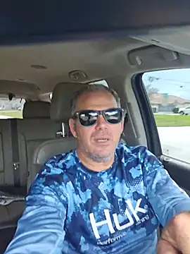 cubanitofeliz40 online show from June 26, 2026, 3:18 pm