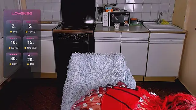 Georgia  Miller online show from November 6, 2025, 8:02 pm