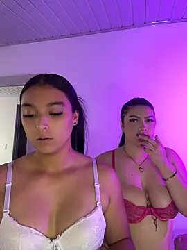 nicolexxaleja online show from May 13, 2026, 5:53 pm