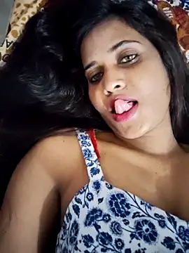 cute radhikaa online show from April 14, 2026, 9:14 am