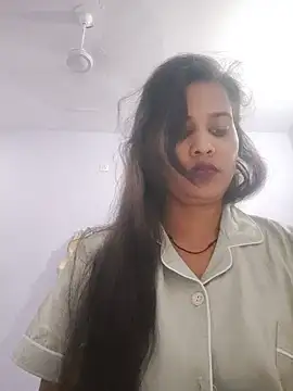 Snapshot of cute_radhikaa chatting on June 18, 2026, 10:42 am cute radhikaa online show from June 18, 2026, 10:42 am
