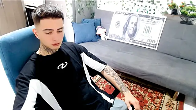 santii ss online show from February 12, 2026, 2:39 pm