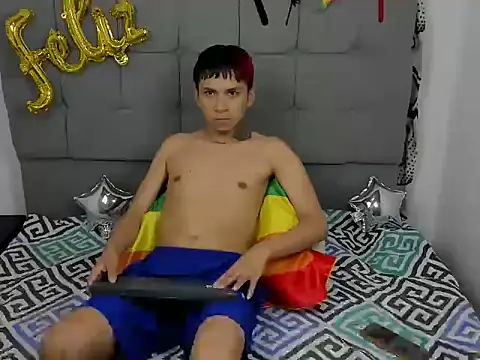 jake hott1 online show from October 4, 2025, 1:12 pm