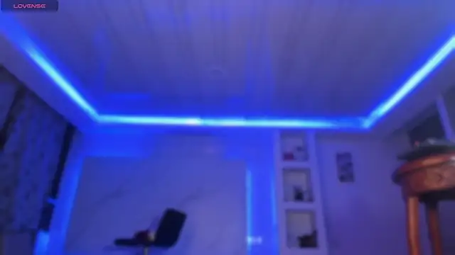 Chloe cooperr online show from February 27, 2026, 5:07 am