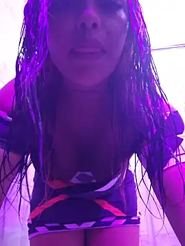 Yessica Lopezz online show from November 8, 2025, 2:37 am