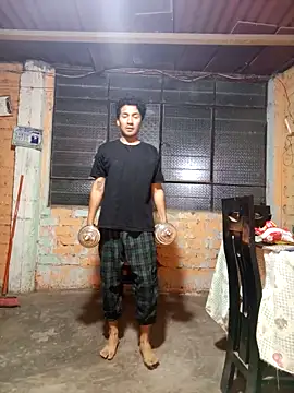 LecheDeSoya666 online show from November 9, 2025, 5:44 am