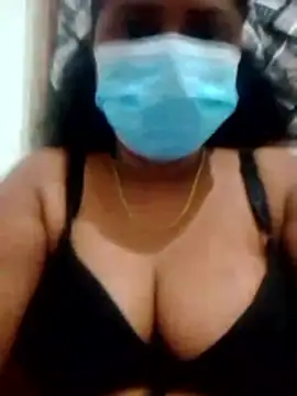 boosypussy online show from April 28, 2026, 9:08 pm