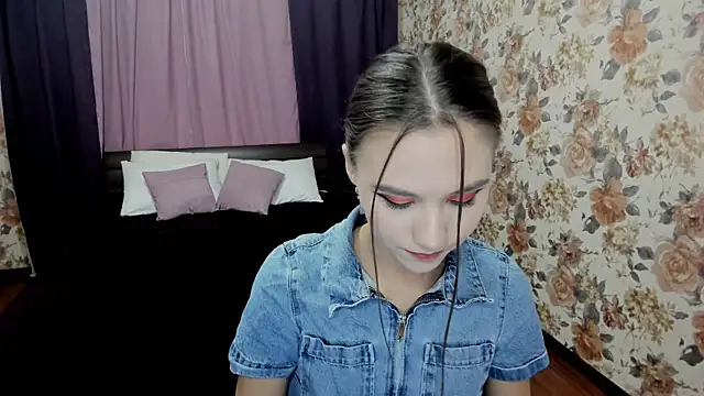 EllaCurtis online show from October 4, 2025, 3:19 am