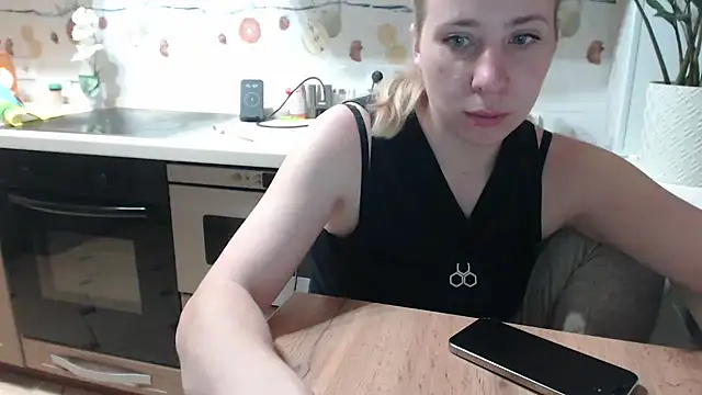 Snapshot of VintageBlue chatting on December 19, 2025, 1:53 am VintageBlue online show from December 19, 2025, 1:53 am