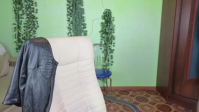 Snapshot of Habibi_Honeyy chatting on February 13, 2026, 2:17 pm Habibi Honeyy online show from February 13, 2026, 2:17 pm