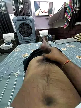 Snapshot of Top_Non_Stop chatting on October 8, 2025, 4:29 pm Top Non Stop online show from October 8, 2025, 4:29 pm