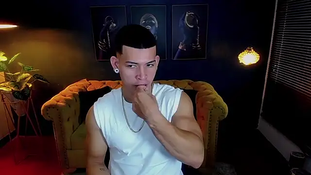 ethan rodgers online show from October 17, 2025, 8:32 pm