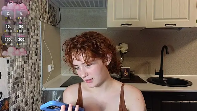 Snapshot of jelly_cherry chatting on October 13, 2025, 8:21 pm jelly cherry online show from October 13, 2025, 8:21 pm