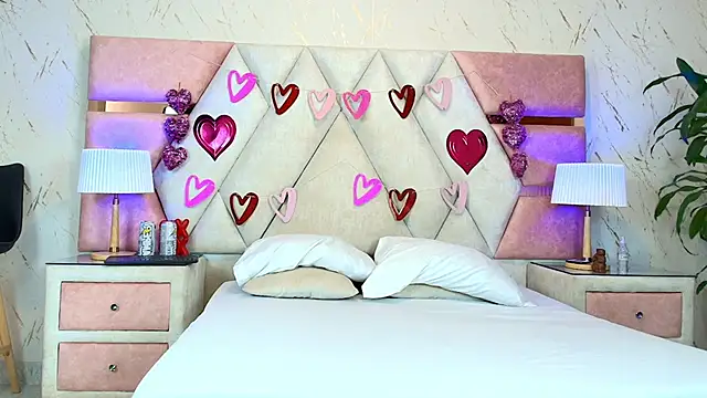 Snapshot of Zoelucas chatting on September 17, 2025, 7:27 pm Zoelucas online show from September 17, 2025, 7:27 pm