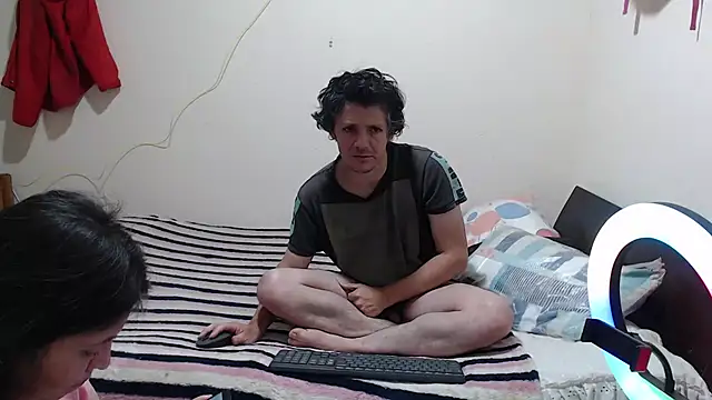 jade noah  online show from October 1, 2025, 11:14 am