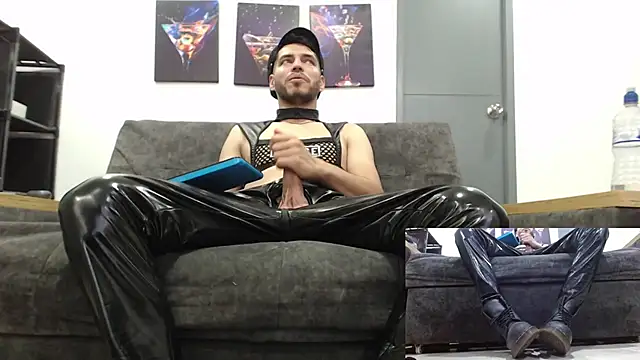 mackdaniels online show from October 29, 2025, 10:42 pm