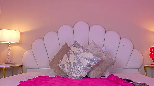 Davinna Fox online show from November 27, 2025, 11:32 am