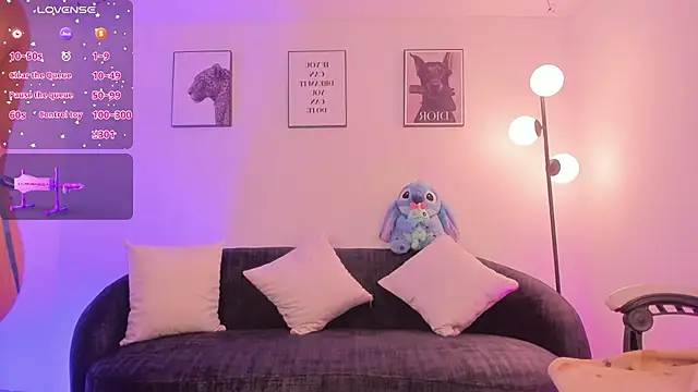 LizzyPonce online show from February 25, 2026, 10:59 am