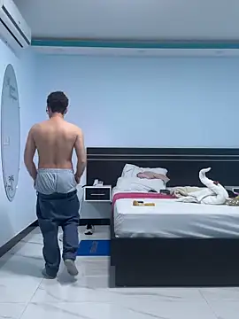 Snapshot of franciscommx chatting on October 24, 2025, 5:34 pm franciscommx online show from October 24, 2025, 5:34 pm