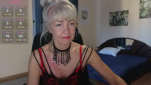 Snapshot of Laura_Gol chatting on October 14, 2025, 4:46 am Laura Gol online show from October 14, 2025, 4:46 am