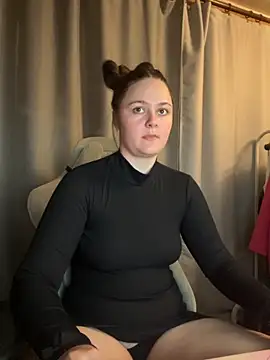 Snapshot of Cuty_Kitty chatting on September 16, 2025, 9:38 pm Cuty Kitty online show from September 16, 2025, 9:38 pm