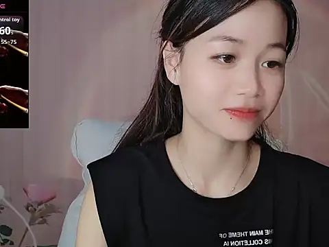 Snapshot of Lele-Baby chatting on September 9, 2025, 1:05 am Lele-Baby online show from September 9, 2025, 1:05 am