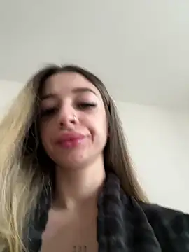 OdetteMason online show from March 24, 2026, 5:40 am