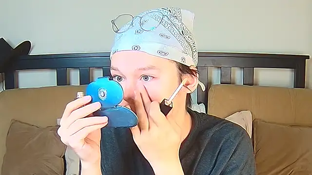 Snapshot of Derek_Carter chatting on October 27, 2025, 2:29 pm Derek Carter online show from October 27, 2025, 2:29 pm