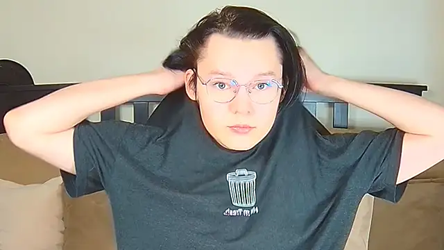 Snapshot of Derek_Carter chatting on October 30, 2025, 1:09 pm Derek Carter online show from October 30, 2025, 1:09 pm