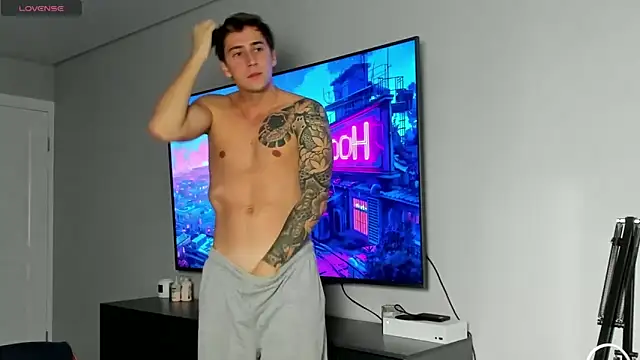 DaniHort online show from September 23, 2025, 8:21 am