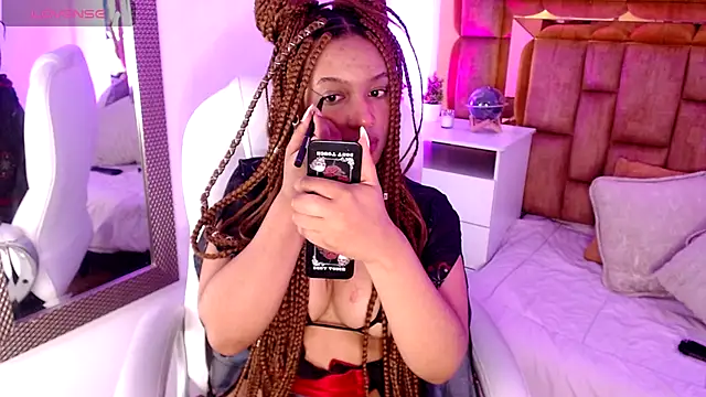 Camila Mishiima1 online show from October 19, 2025, 12:41 pm