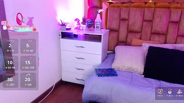 Camila Mishiima1 online show from October 15, 2025, 1:08 pm