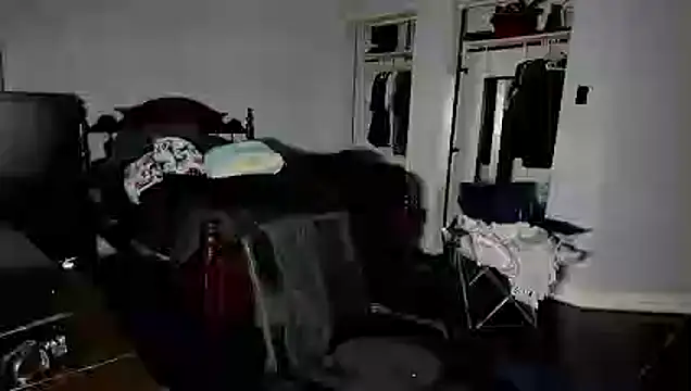 Snapshot of ladi3sfirst chatting on October 27, 2025, 2:01 am ladi3sfirst online show from October 27, 2025, 2:01 am