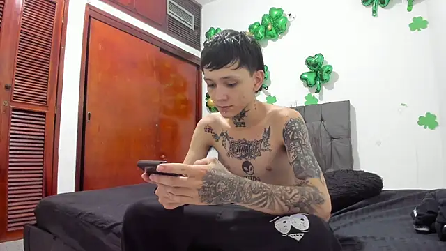 StraightBoy Nick online show from May 3, 2026, 4:17 am